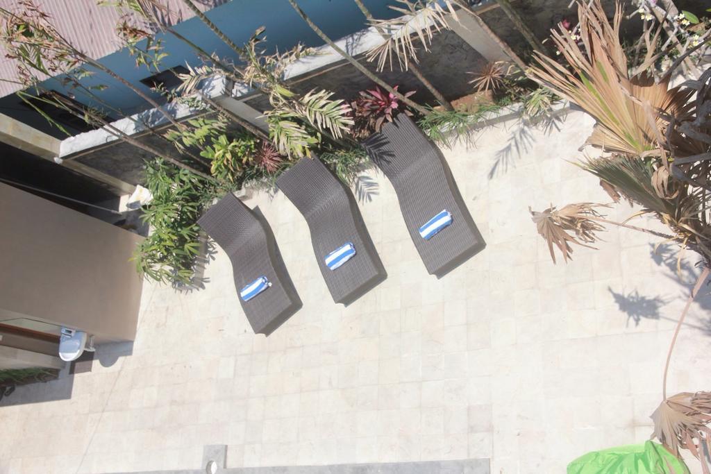 D'Camel Hotel Lembongan Buitenkant foto
