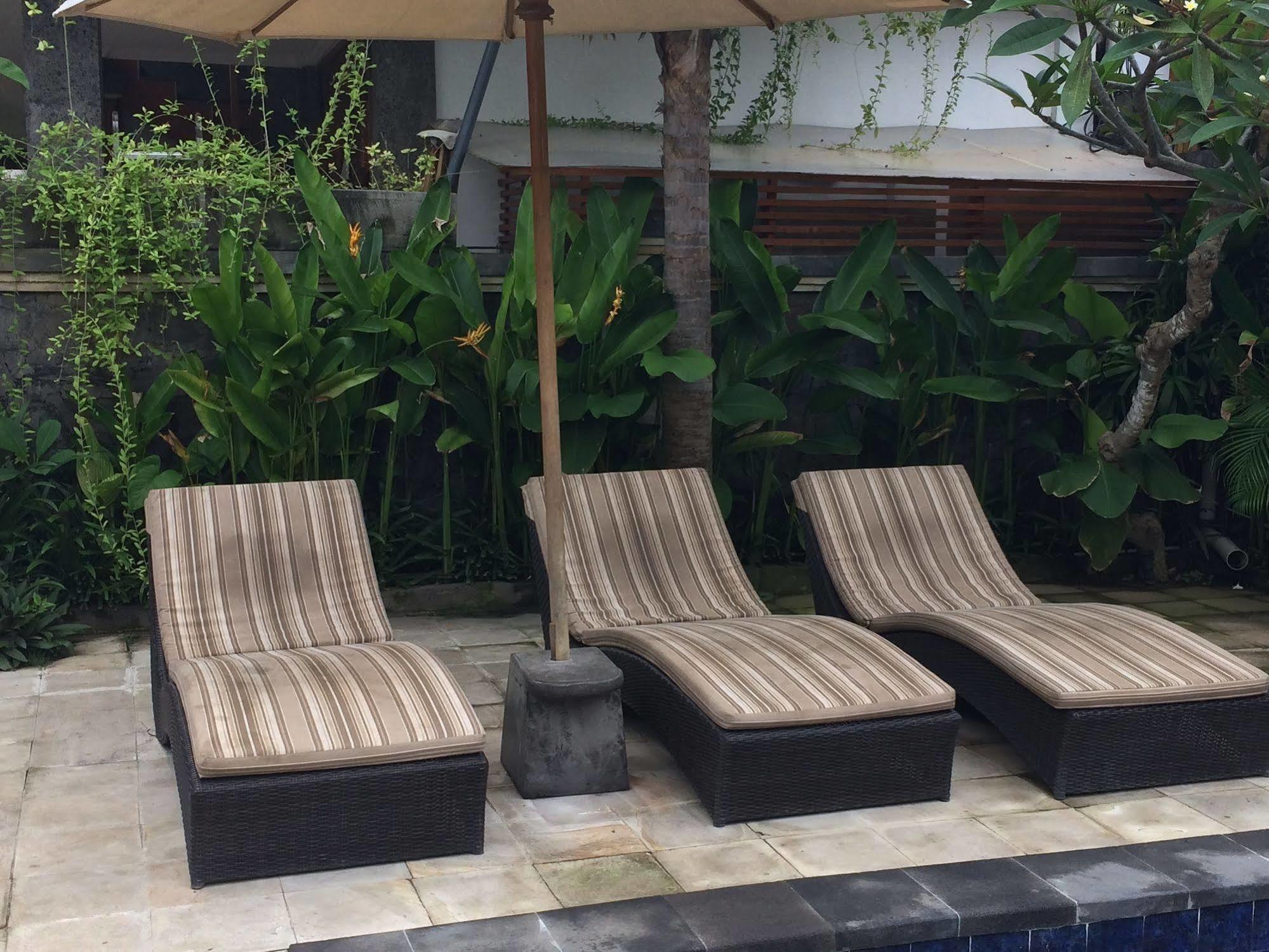 D'Camel Hotel Lembongan Buitenkant foto
